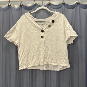 Light weight short sleeve top with buttons